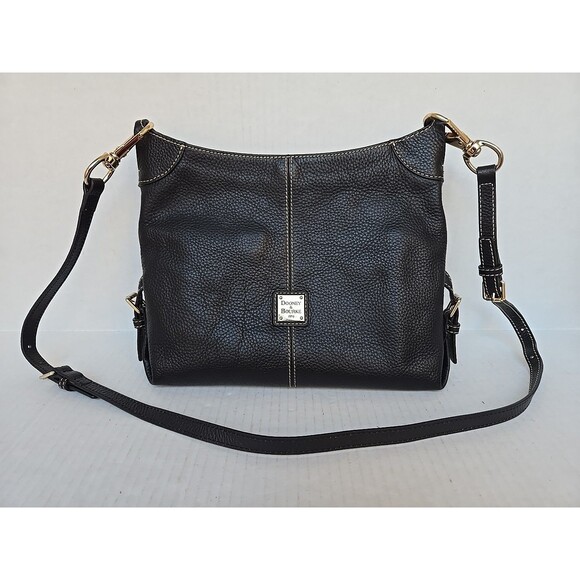 Dooney And Bourke Pebble Leather Crossbody Shoulder Bag Black Magnetic Snap Hobo - Picture 1 of 16